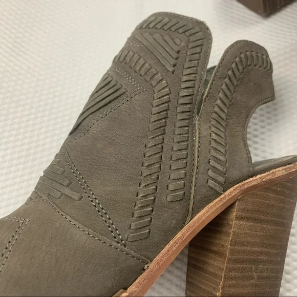 Vince Camuto Karinta heel - Picture 8 of 15